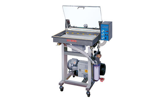 小型 真空（ガス）包装機